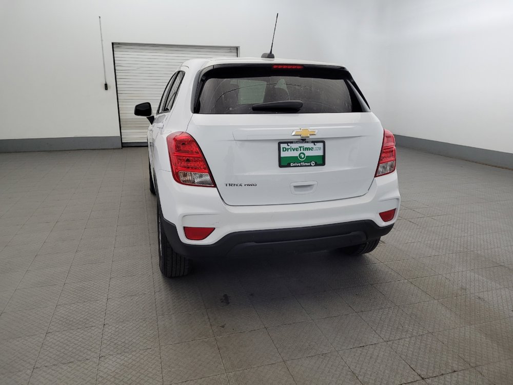 Used 2019 Chevrolet Trax LS w/ Tint and Cruise Package AWD/4WD image 6