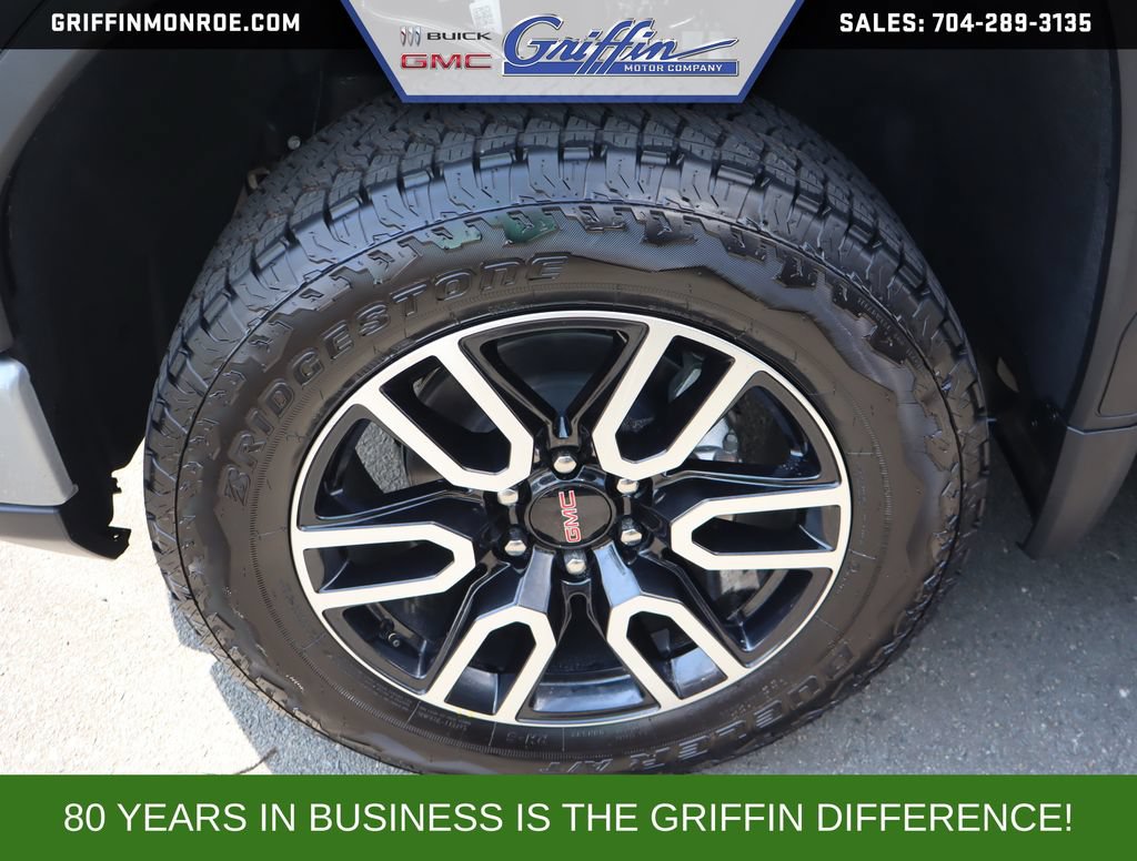 New 2026 GMC Sierra 1500 AT4 w/ AT4 Premium Package AWD/4WD image 10