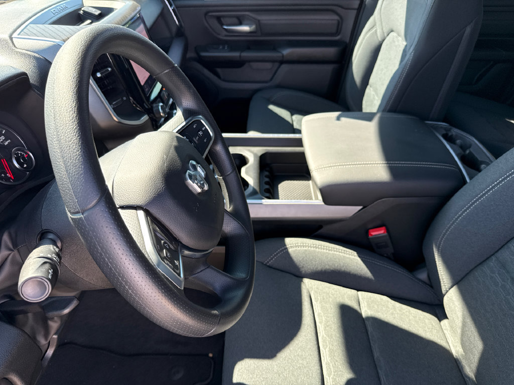 New 2026 RAM 1500 Express AWD/4WD image 19