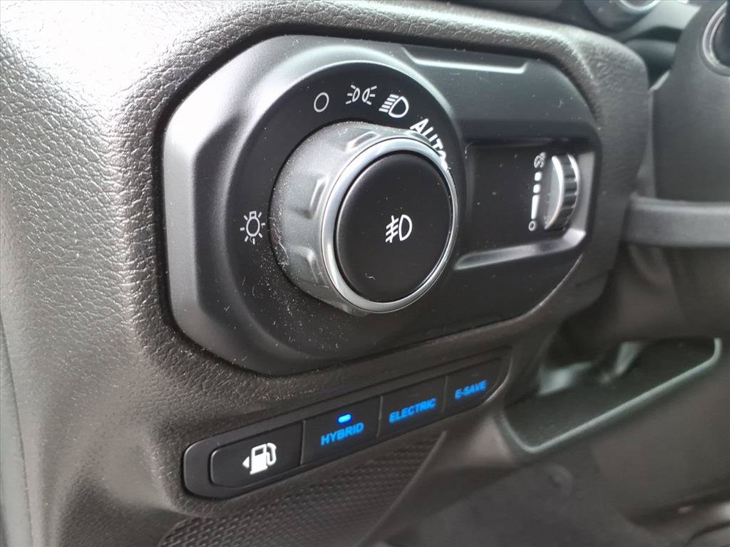 Used 2023 Jeep Wrangler Unlimited w/ Convenience Group AWD/4WD image 22