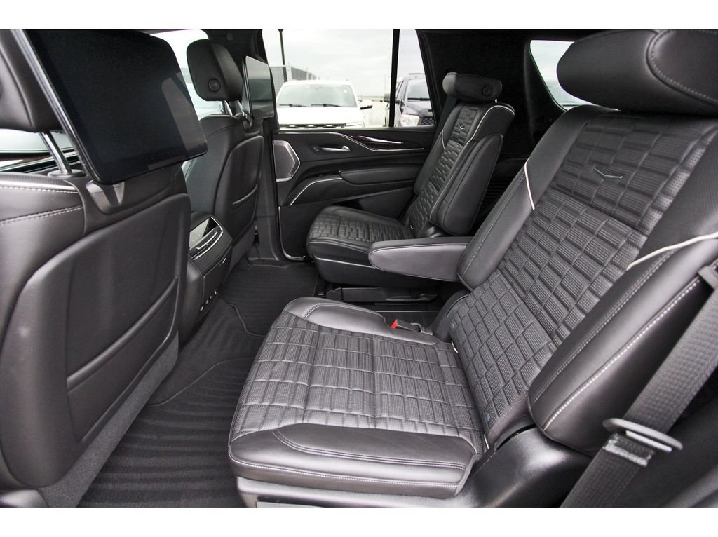 Used 2021 Cadillac Escalade Sport Platinum AWD/4WD image 7