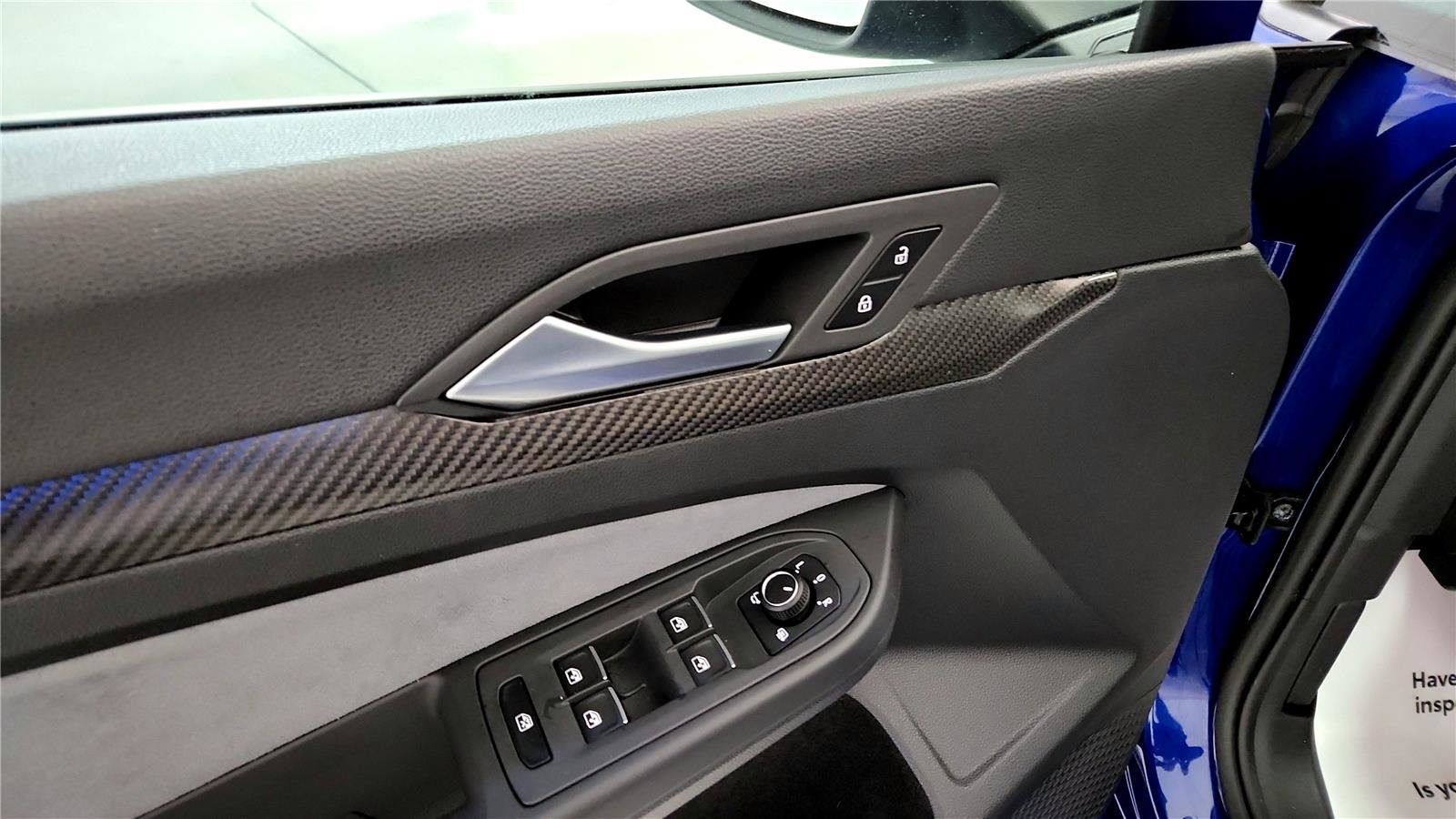 Used 2025 Volkswagen Golf R Black Edition image 23