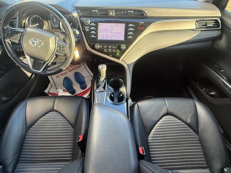 Used 2019 Toyota Camry SE image 14
