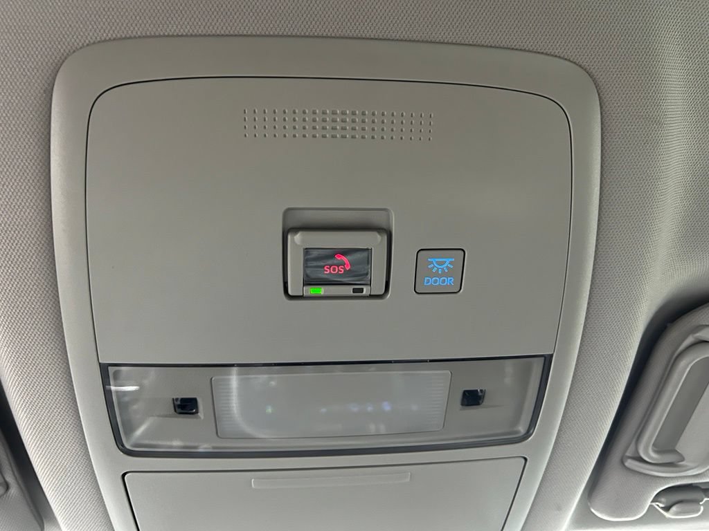 Certified 2022 Toyota Mirai w/ Advanced Technology Package RWD image 30