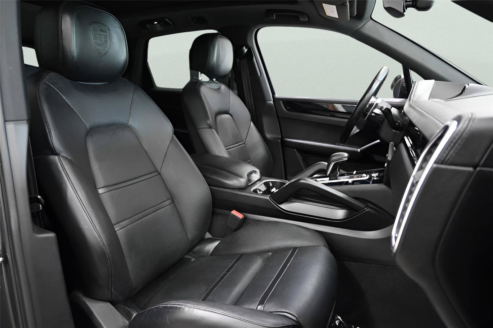 Used 2019 Porsche Cayenne S AWD/4WD image 22