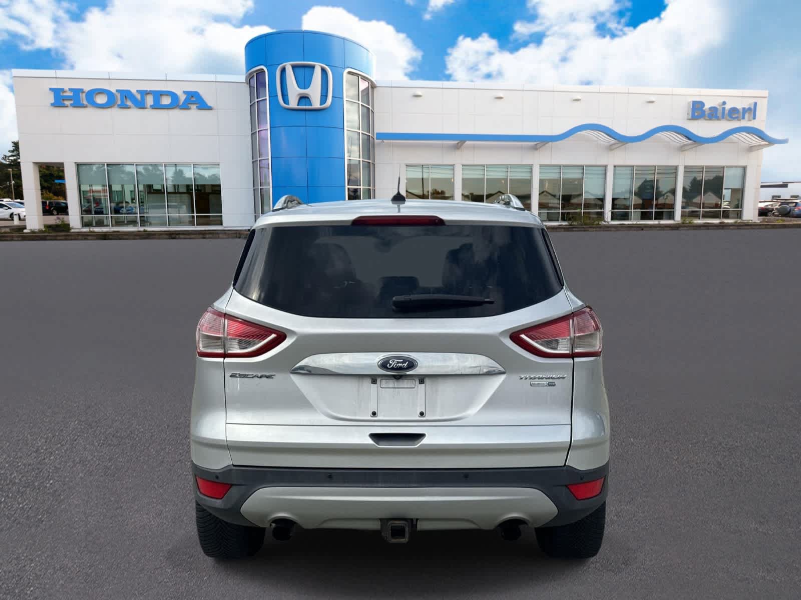 Used 2016 Ford Escape Titanium AWD/4WD image 4