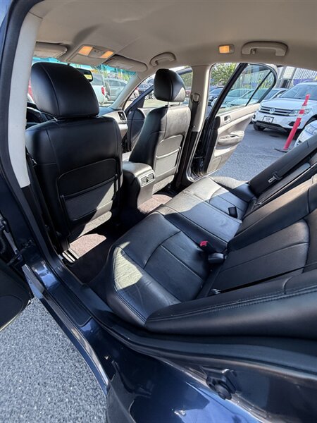 Used 2011 INFINITI G25 x AWD/4WD image 25