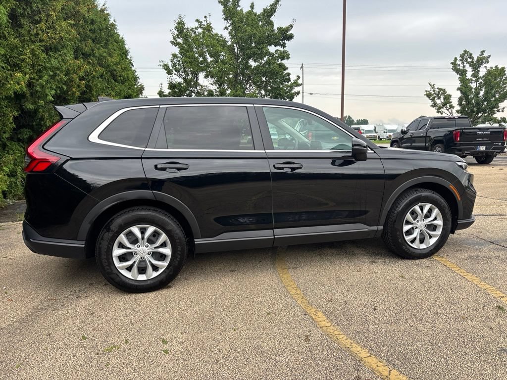 Used 2025 Honda CR-V LX image 8