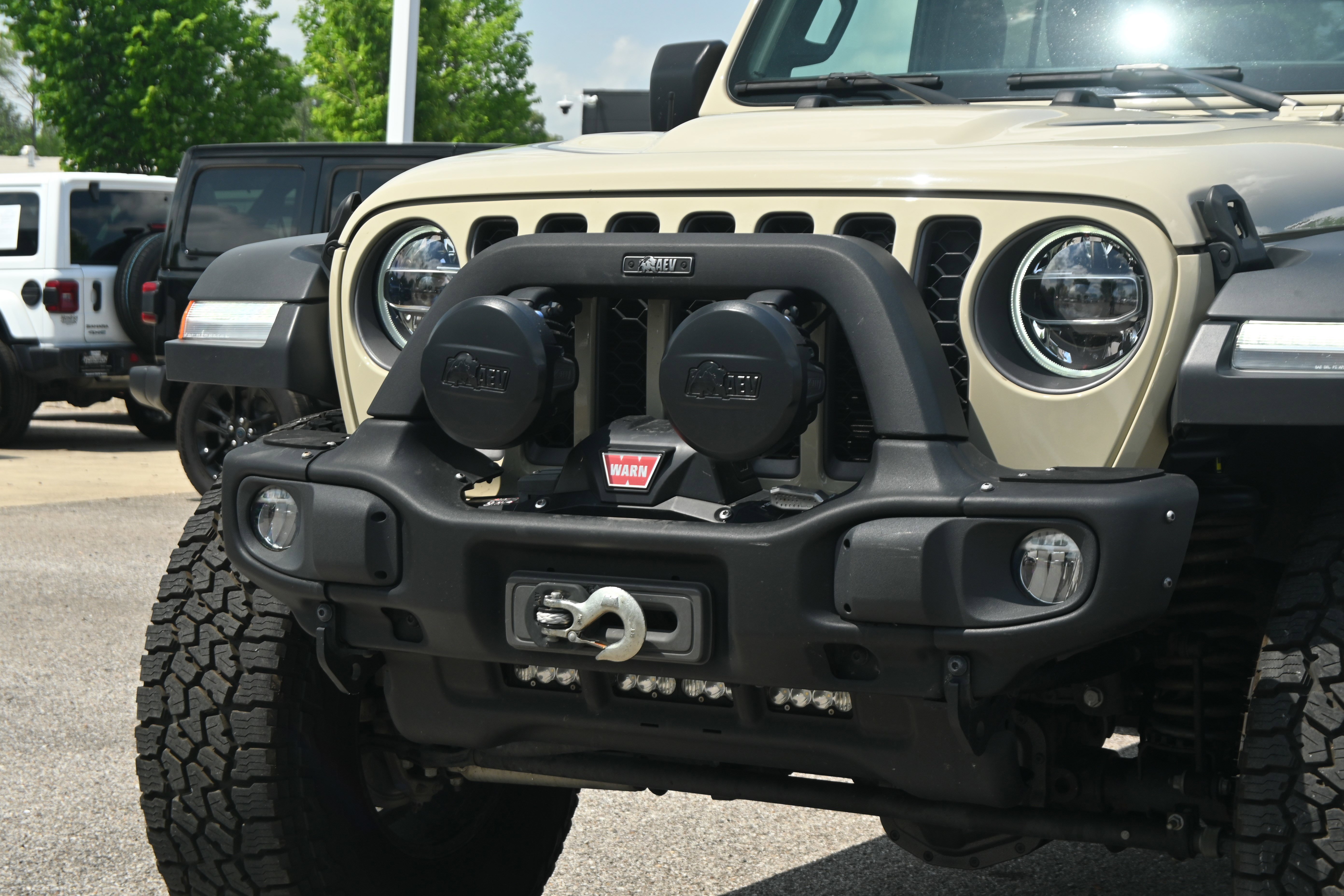 Used 2020 Jeep Gladiator Rubicon AWD/4WD image 12