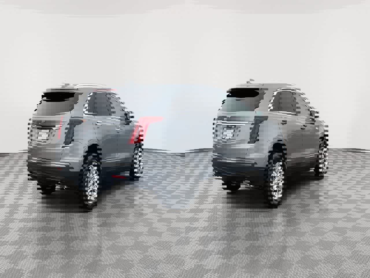 Certified 2024 Cadillac XT5 Luxury w/ LPO, Floor Liner Package image 8