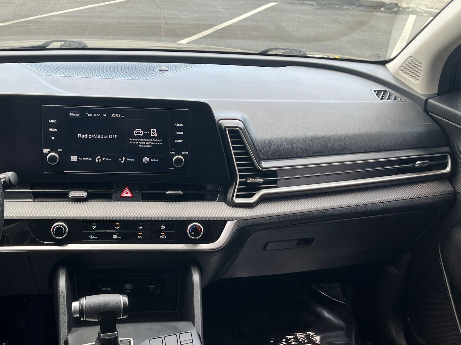 Used 2025 Kia Sportage LX FWD image 33