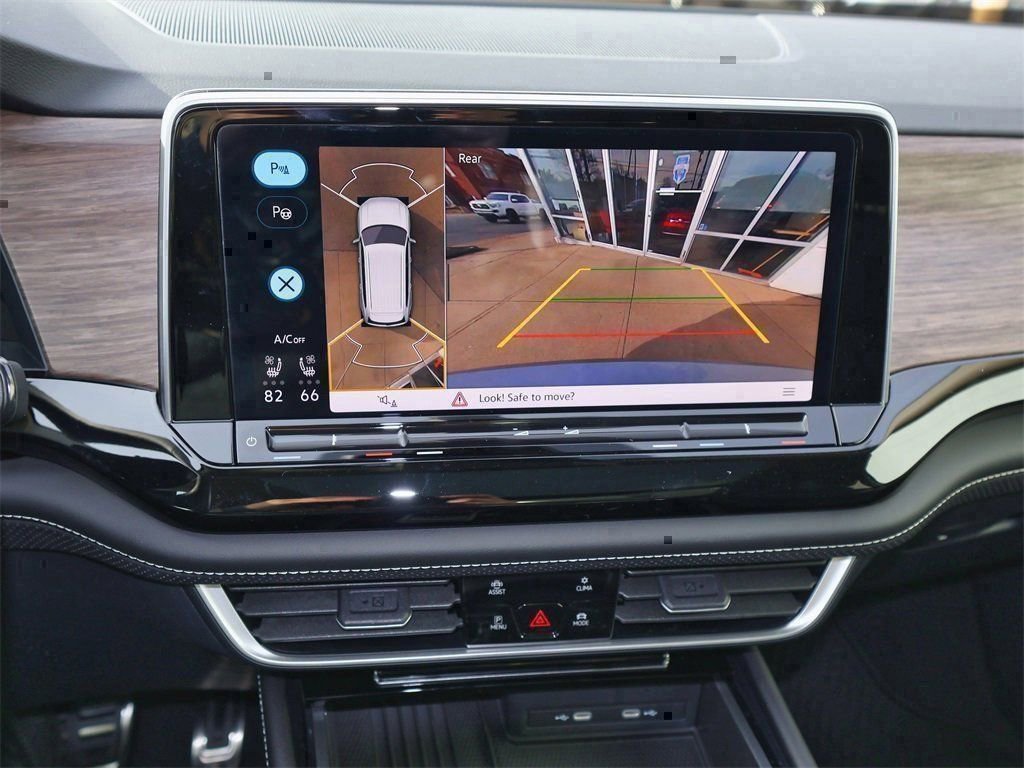 New 2026 Volkswagen Atlas SEL Premium R-Line image 24