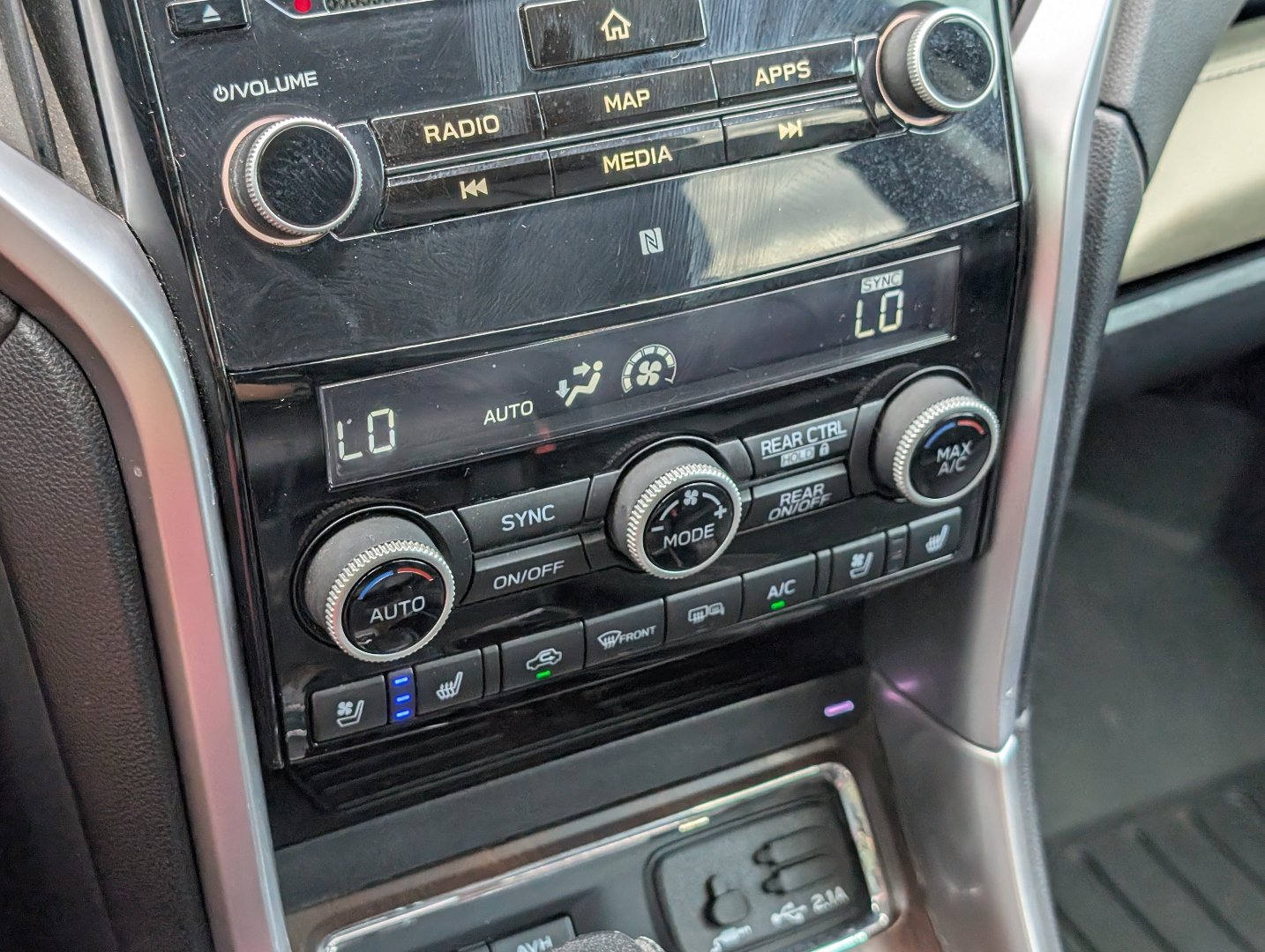 Used 2021 Subaru Ascent Touring AWD/4WD image 19