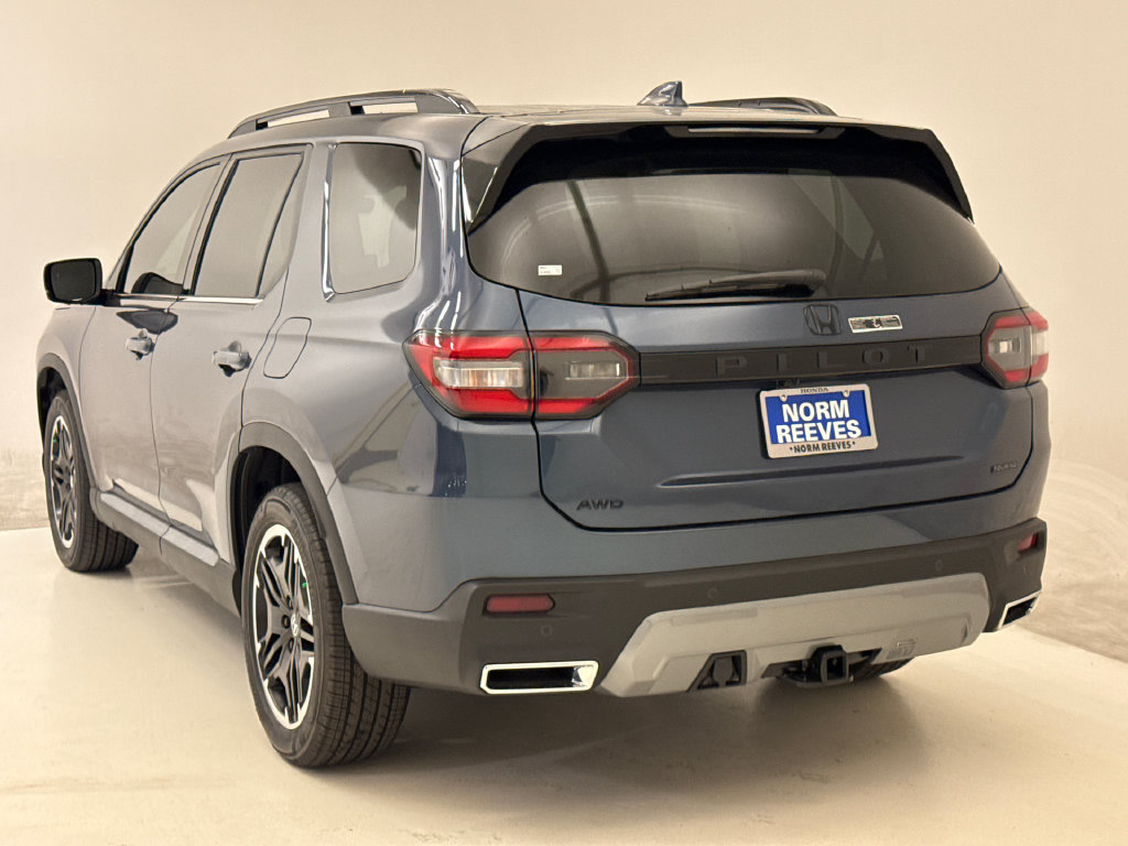 New 2026 Honda Pilot Touring image 7