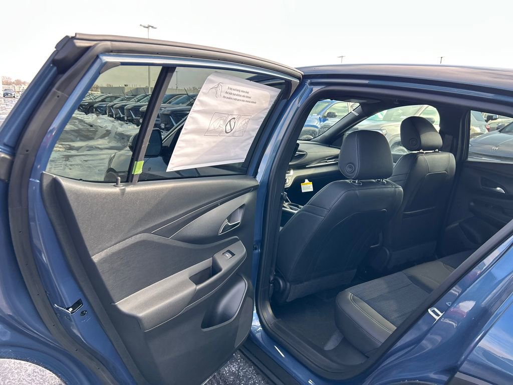 New 2026 Buick Envista Preferred FWD image 31