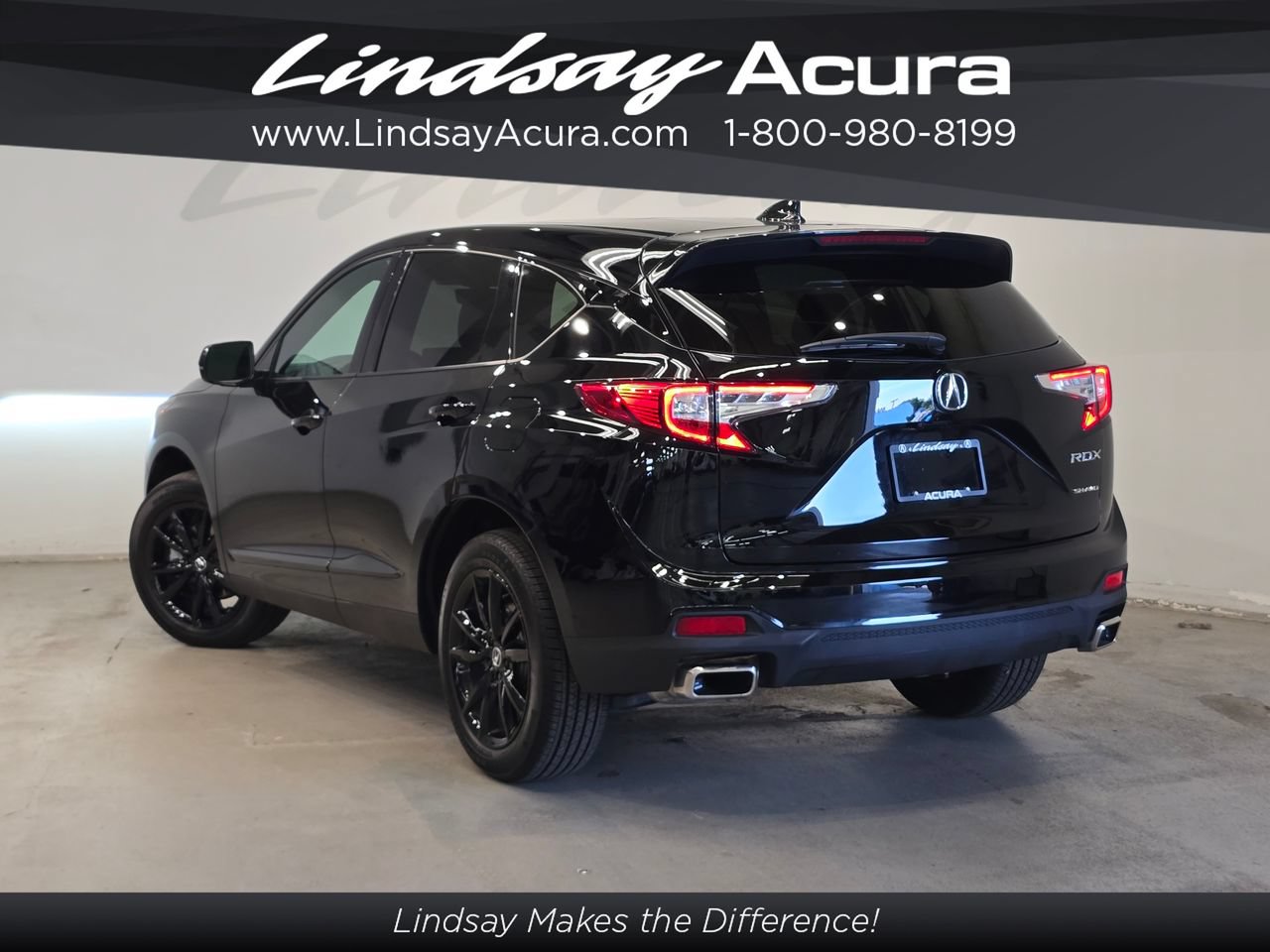 Used 2025 Acura RDX SH-AWD image 4