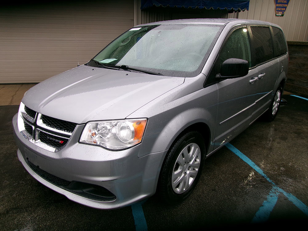 Used 2015 Dodge Grand Caravan SE w/ Quick Order Package 29E SE