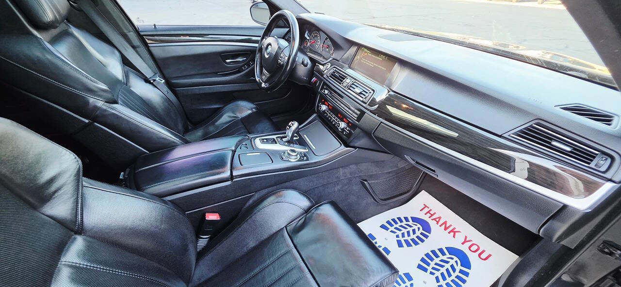 Used 2013 BMW M5 image 24