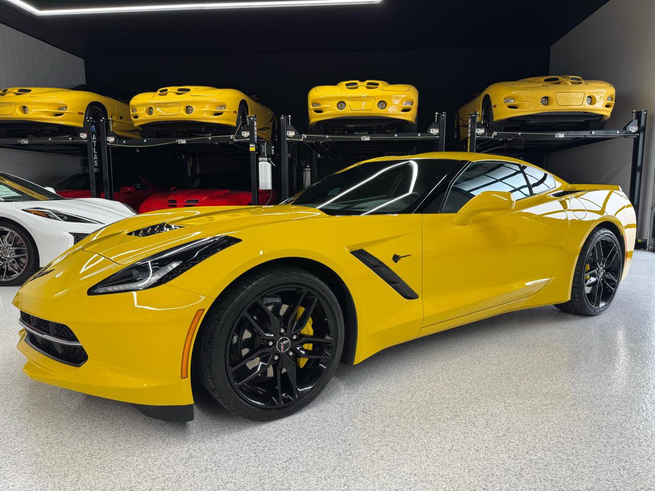 Used 2015 Chevrolet Corvette Stingray Coupe w/ 2LT Preferred Equipment Group image 7