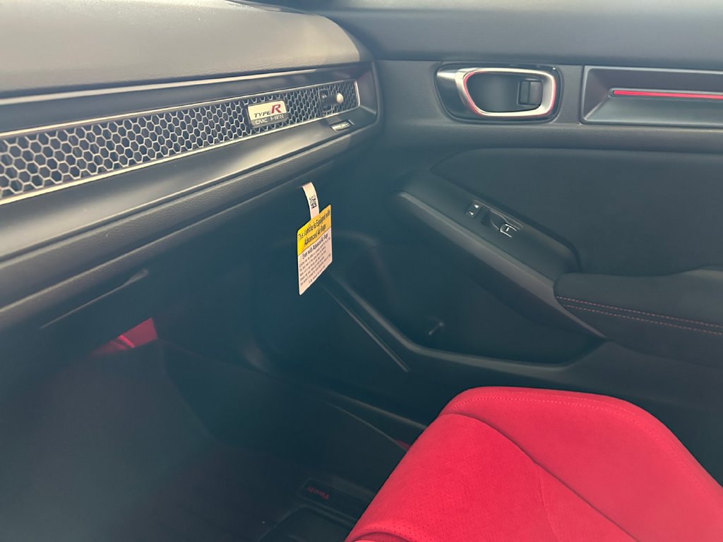 Certified 2025 Honda Civic Type R image 31