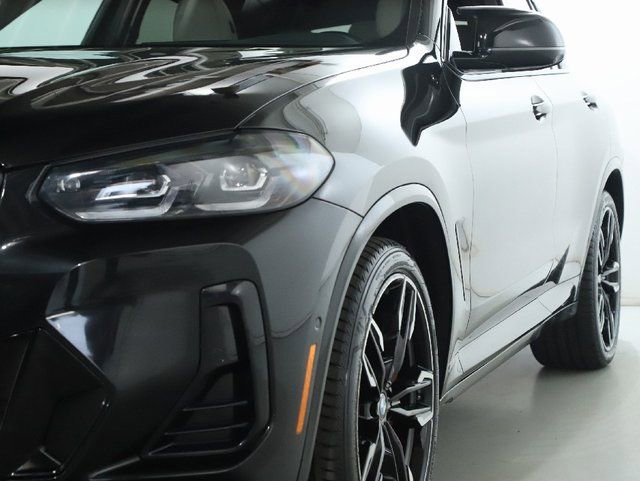 Certified 2023 BMW X4 M40i w/ Premium Package AWD/4WD image 5