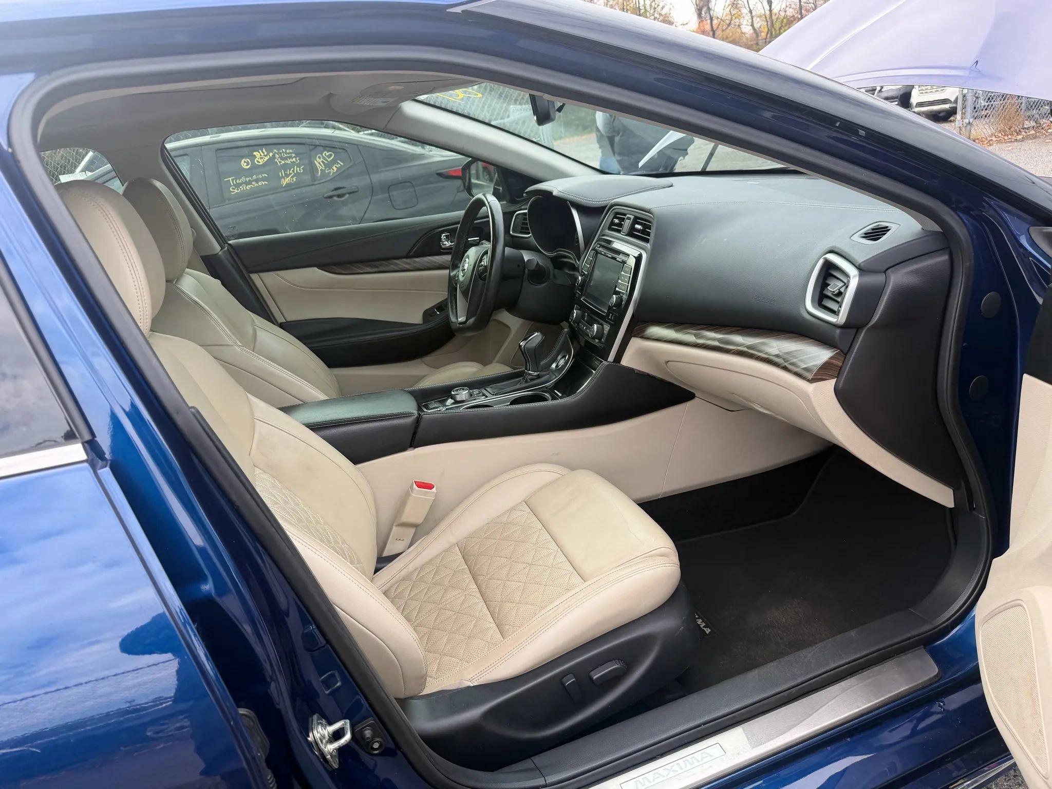 Used 2017 Nissan Maxima Platinum w/ Medallion Package image 12