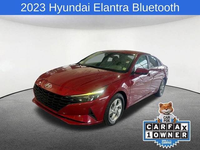 Used 2023 Hyundai Elantra SE image 1