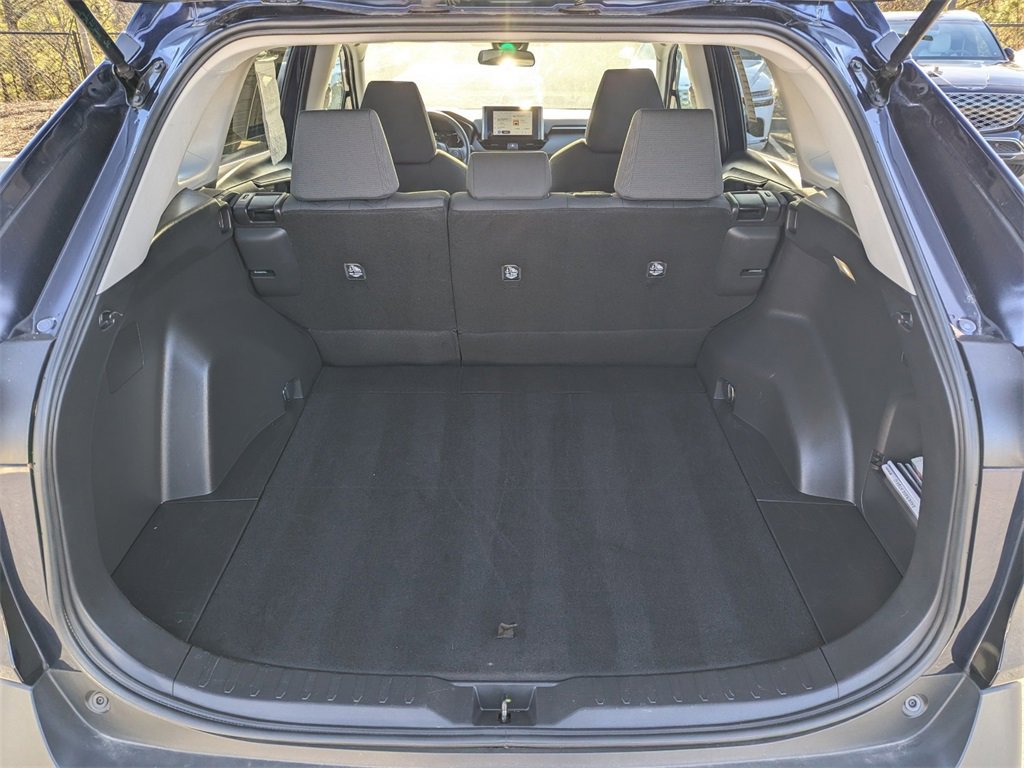 Used 2023 Toyota RAV4 XLE image 16