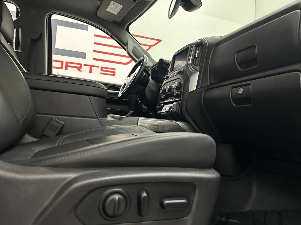 Used 2019 Chevrolet Silverado 1500 LTZ w/ LTZ Premium Package AWD/4WD image 57