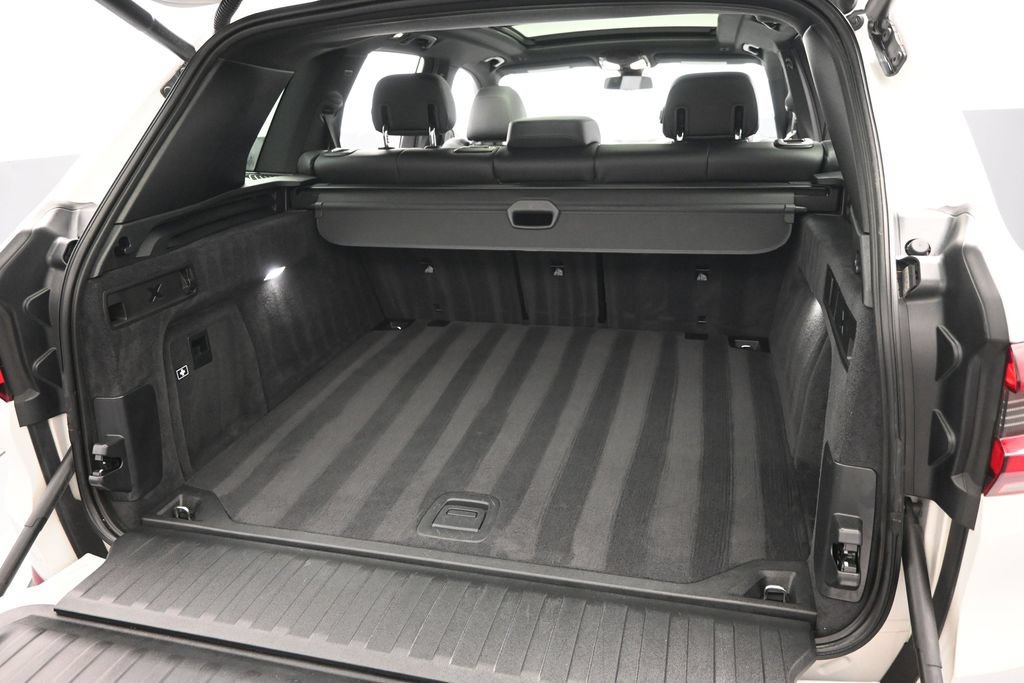 Used 2023 BMW X5 xDrive40i AWD/4WD image 28