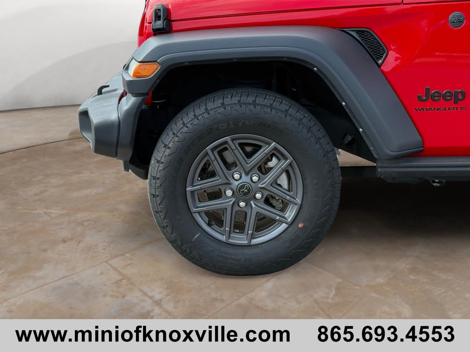 Used 2024 Jeep Wrangler Sport AWD/4WD image 9