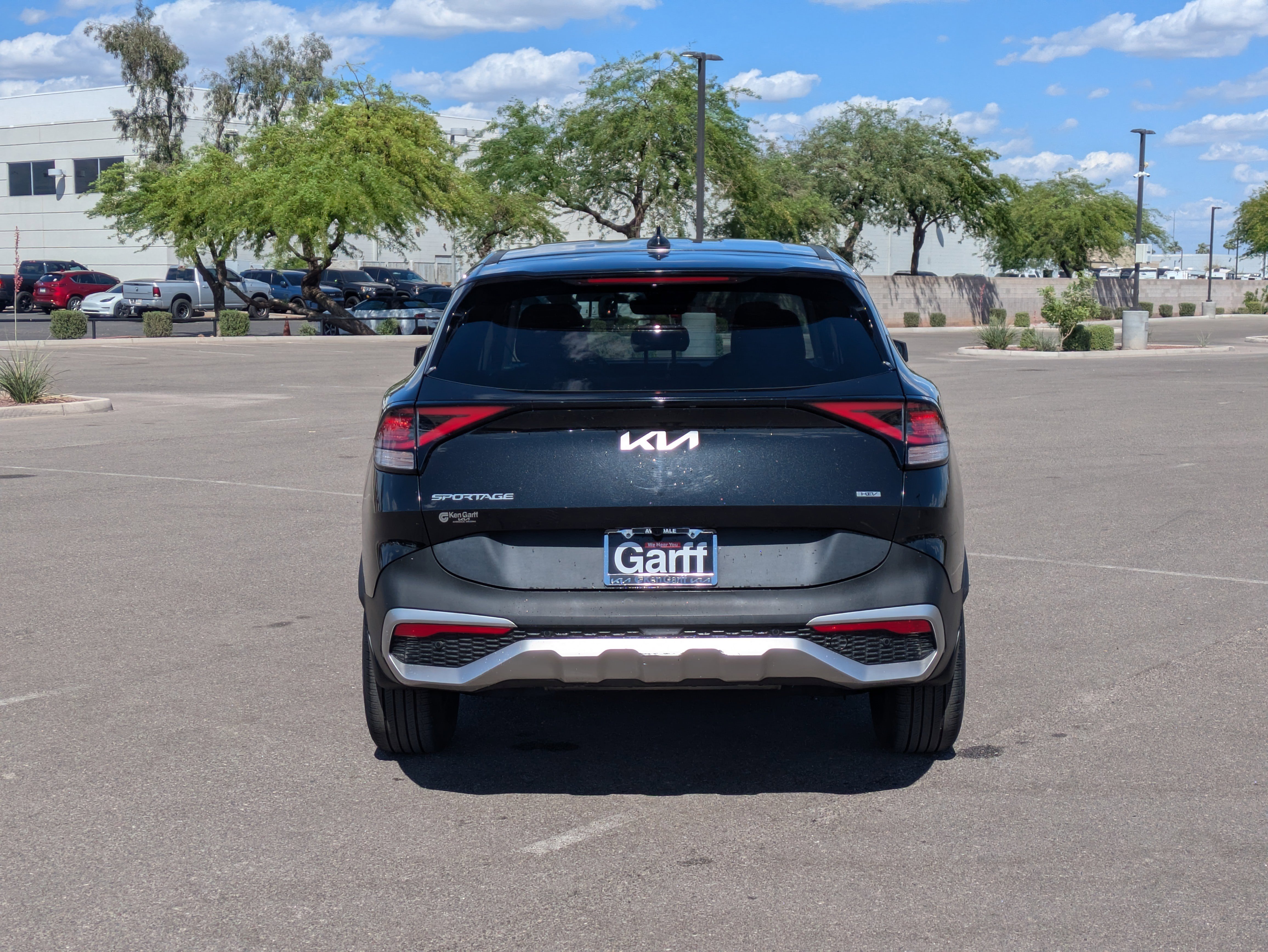 Used 2023 Kia Sportage LX image 4