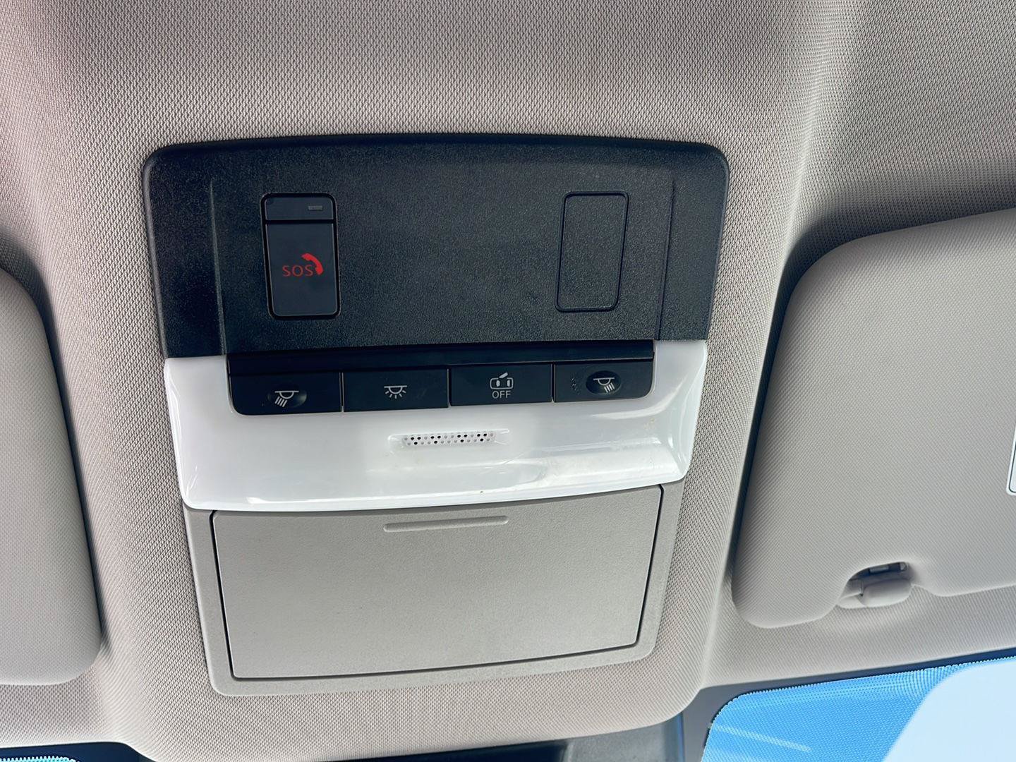 Used 2024 Nissan Rogue SV FWD image 29