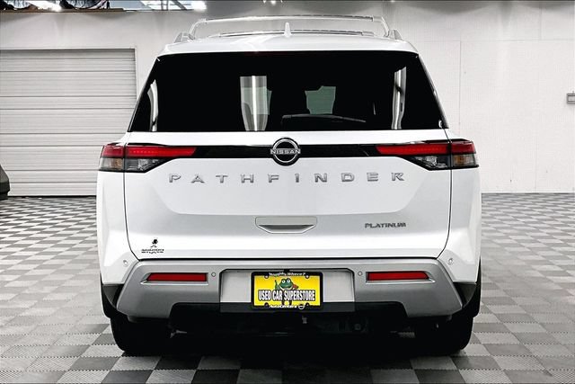 Used 2025 Nissan Pathfinder Platinum w/ Cargo Package FWD image 5