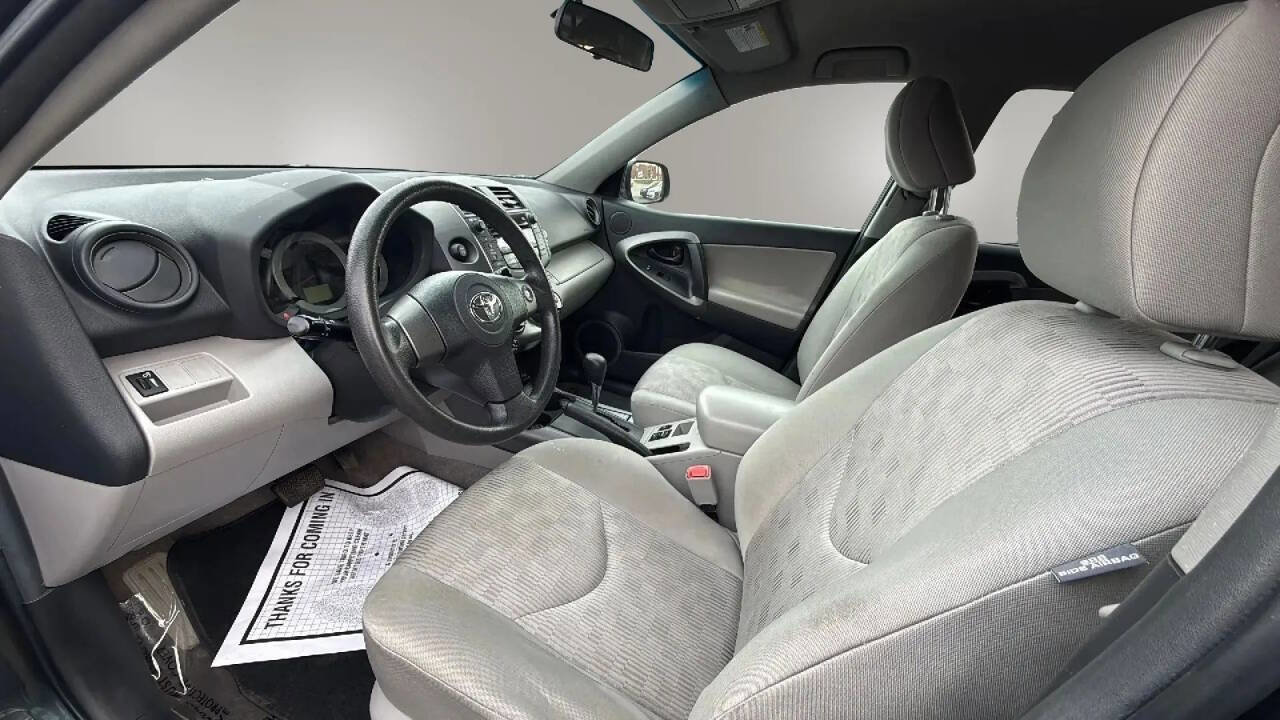 Used 2011 Toyota RAV4 4WD w/ Base L4 Extra Value Pkg image 9