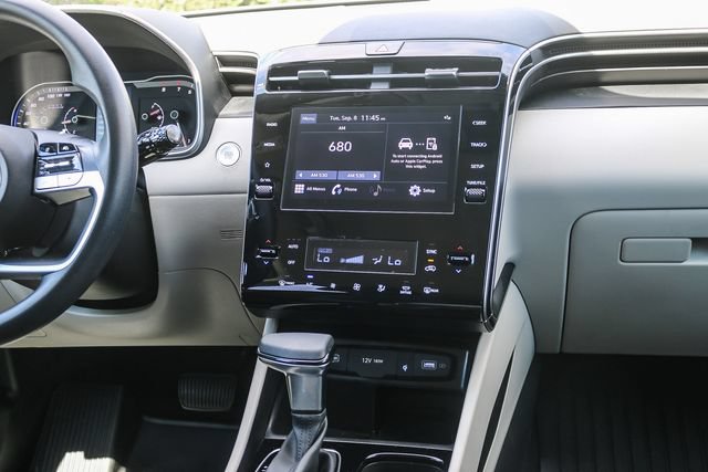 Certified 2024 Hyundai Tucson SEL FWD image 17