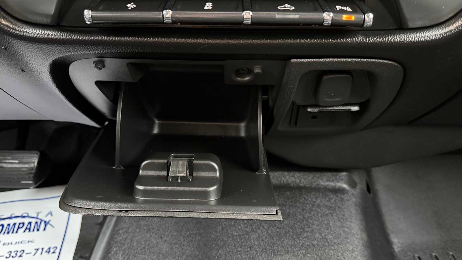 Used 2018 Chevrolet Silverado 1500 LT w/ All Star Edition image 23