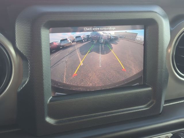 Used 2023 Jeep Wrangler Sport S image 15