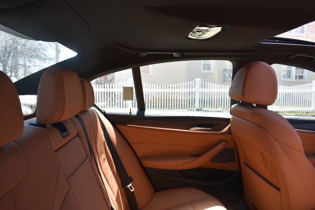 Used 2023 BMW 540i xDrive AWD/4WD image 26