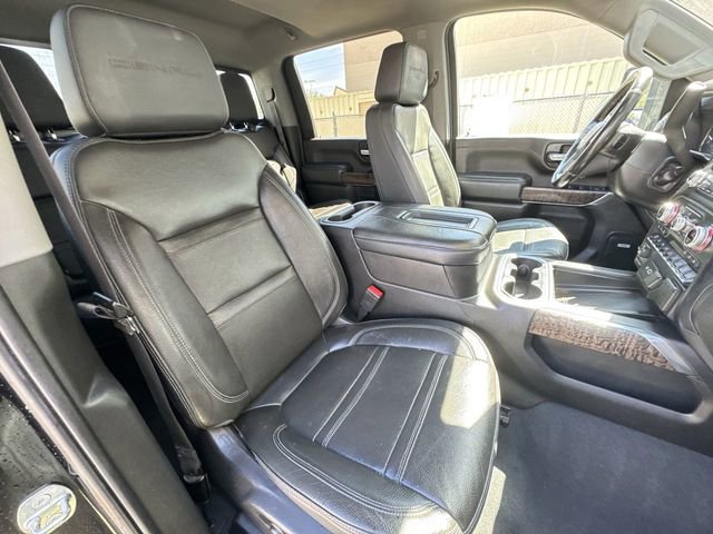 Used 2022 GMC Sierra 2500 Denali w/ Denali Black Diamond Edition AWD/4WD image 27