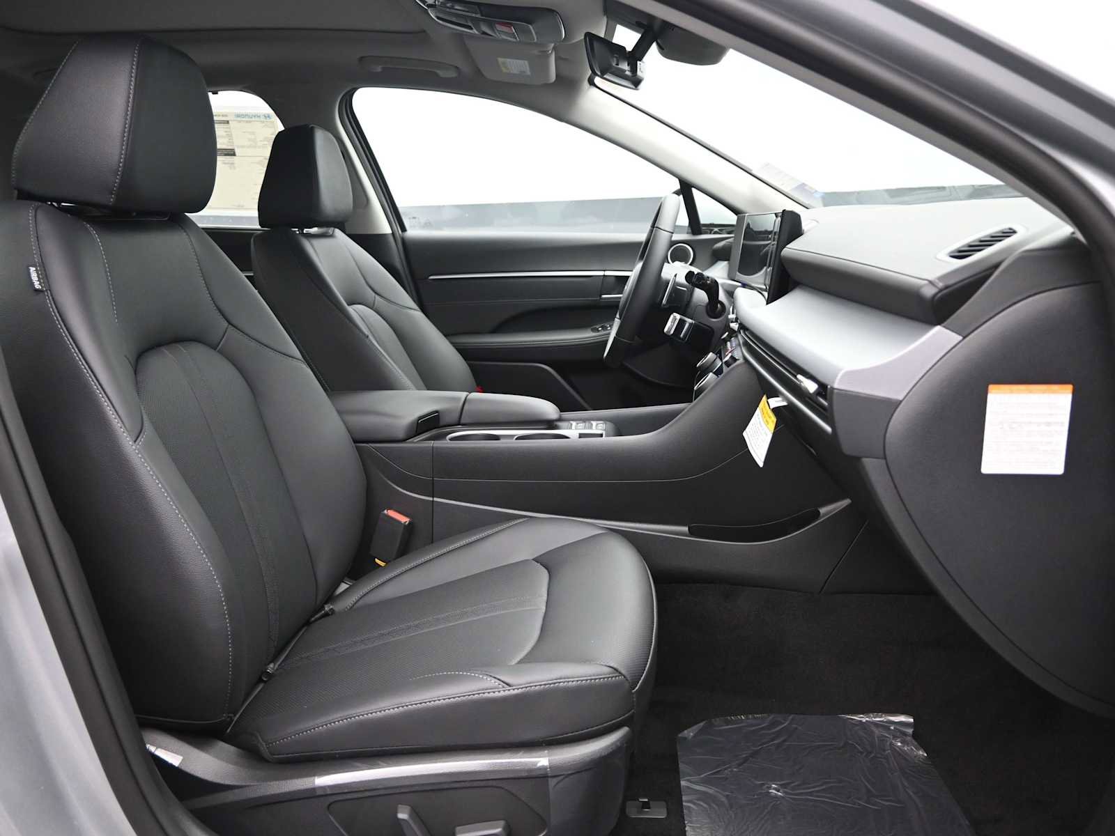 New 2026 Hyundai Sonata Limited image 11