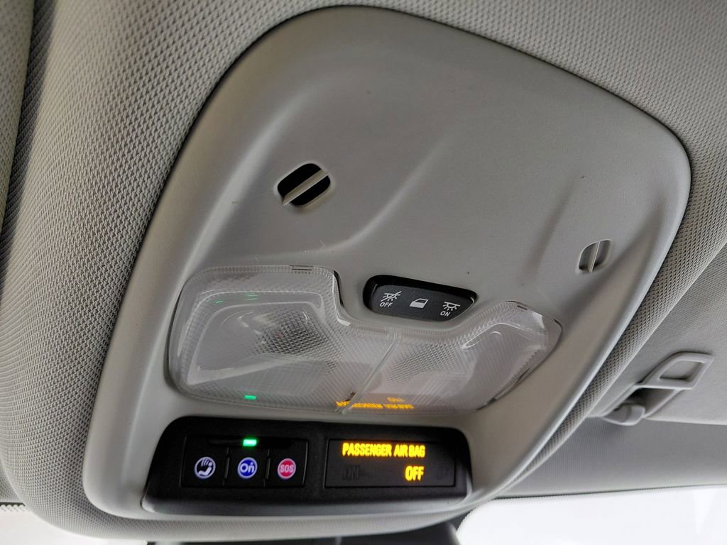 Used 2025 Chevrolet TrailBlazer LT FWD image 30