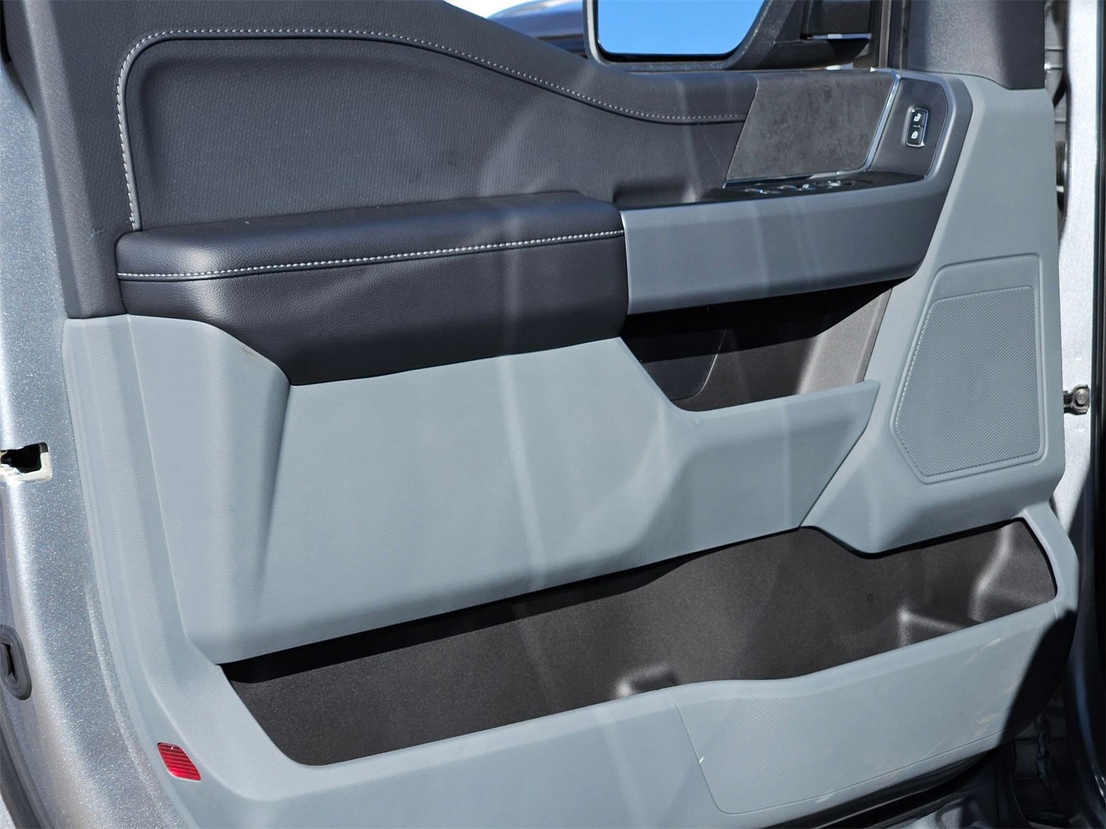 New 2025 Ford F150 XLT image 12