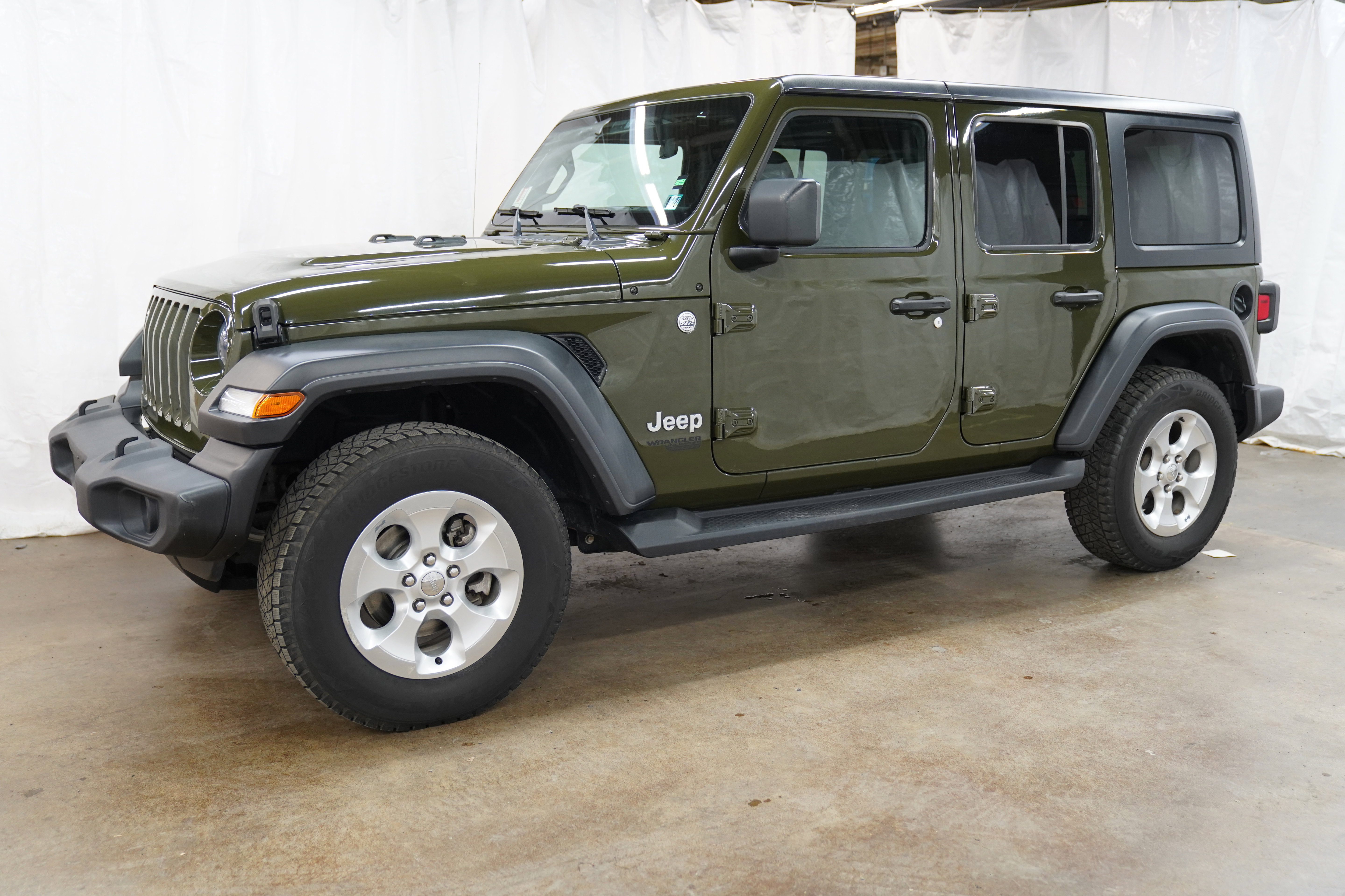 Used 2021 Jeep Wrangler Unlimited Sport AWD/4WD image 10