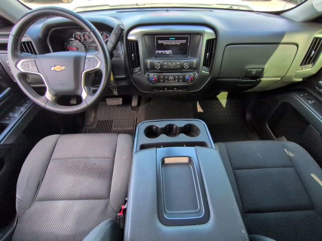 Used 2018 Chevrolet Silverado 1500 LT w/ LT Eassist Package AWD/4WD image 18