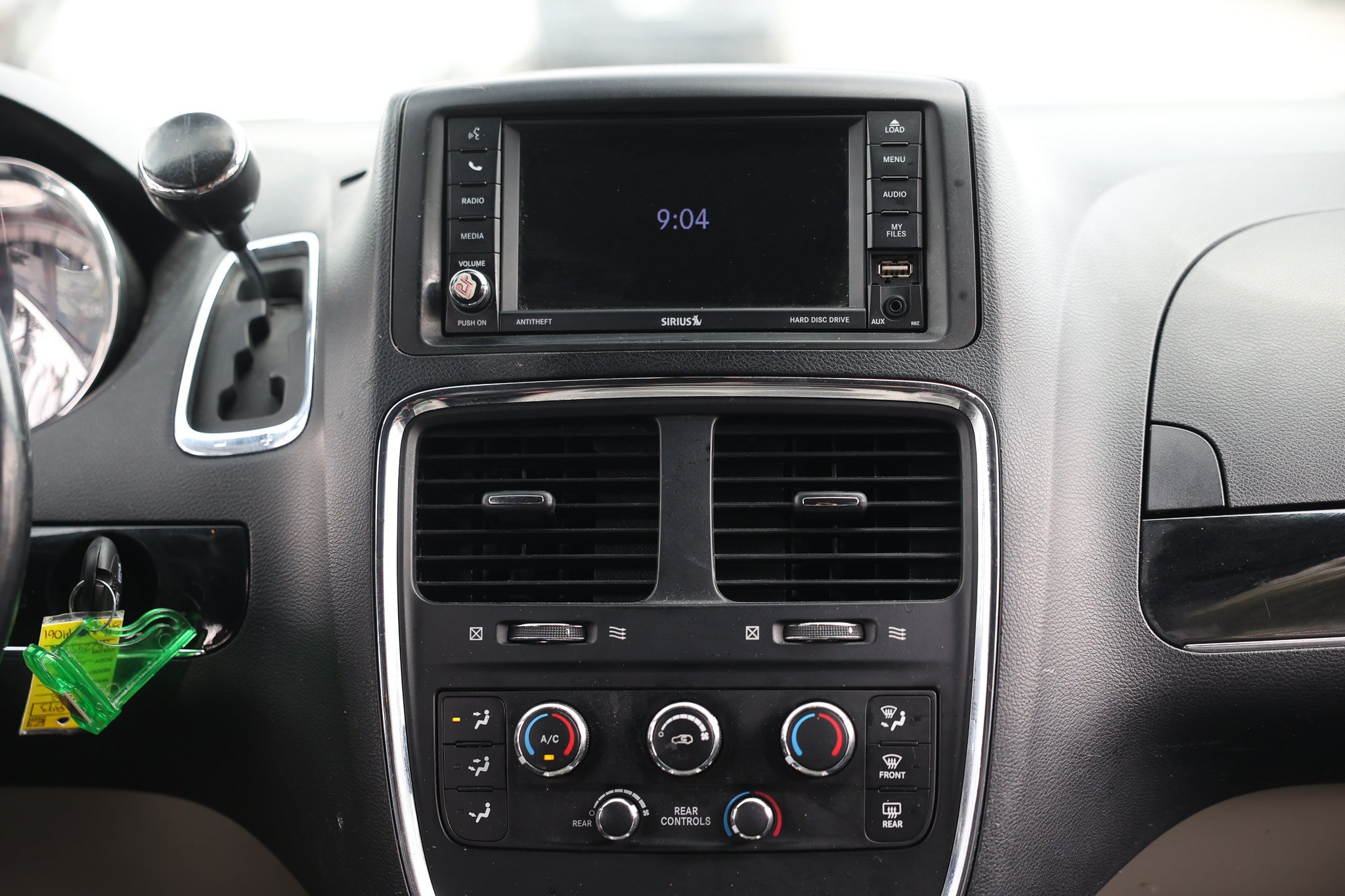 Used 2018 Dodge Grand Caravan SXT FWD image 38