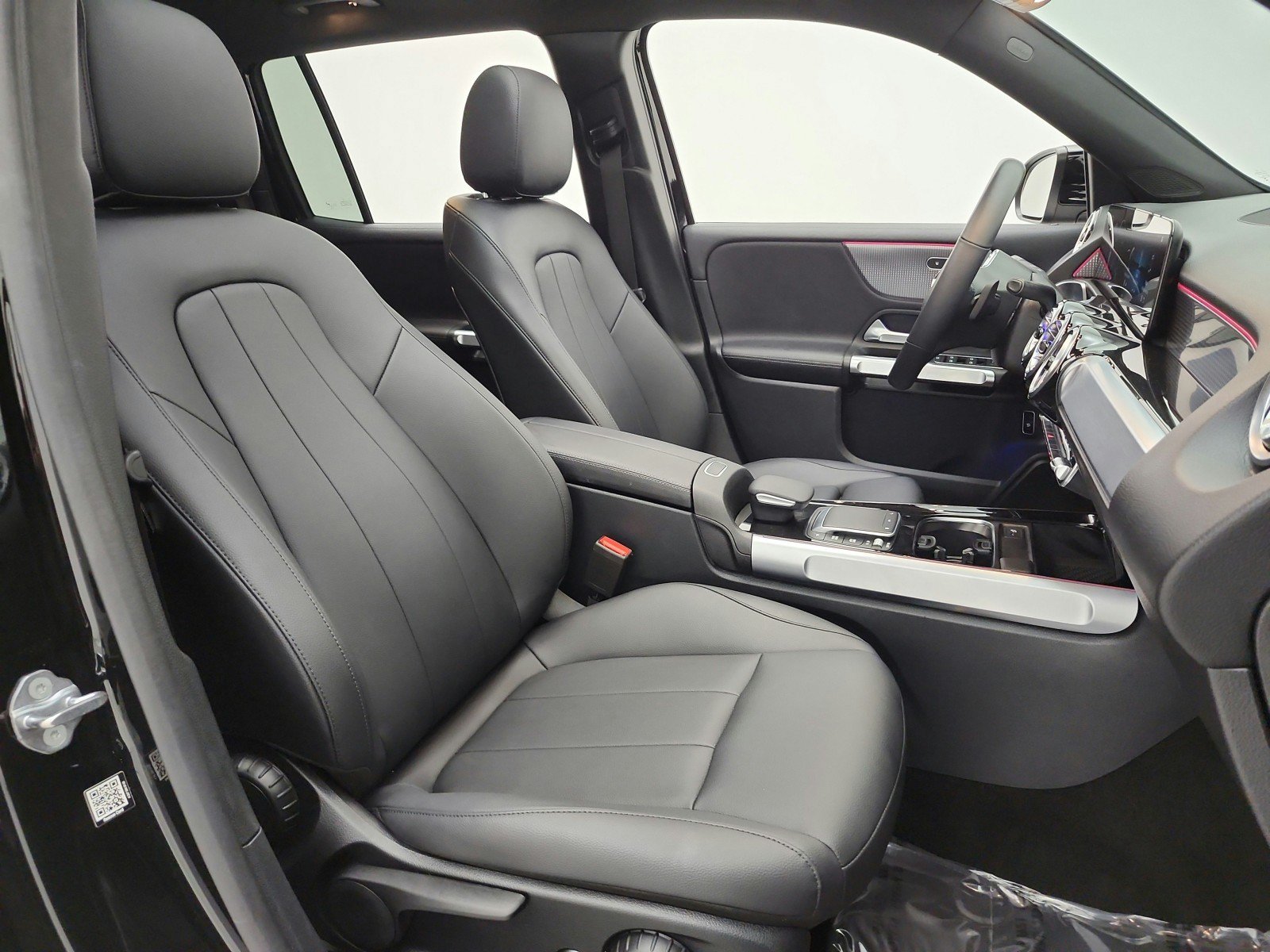 Used 2022 Mercedes-Benz GLB 250 4MATIC image 20