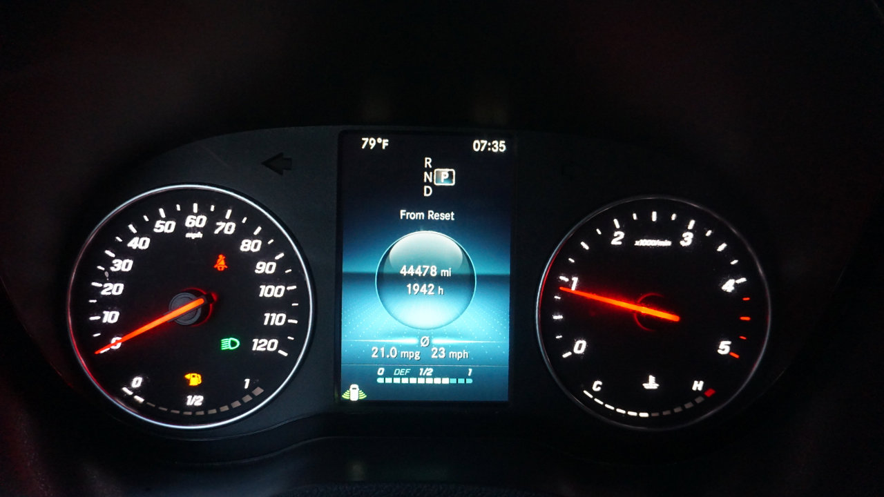 Used 2023 Mercedes-Benz Sprinter 2500 image 14