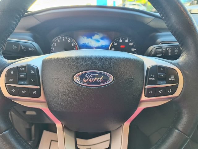 Certified 2023 Ford Explorer Limited w/ Limited Technology Package AWD/4WD image 18