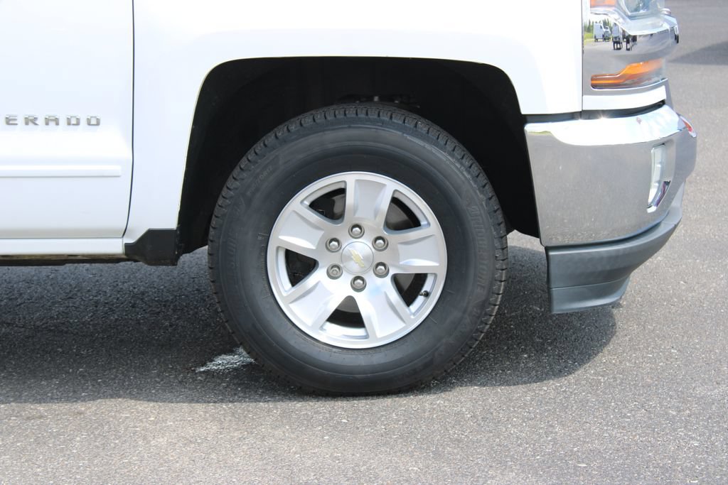 Used 2018 Chevrolet Silverado 1500 LT w/ All Star Edition RWD image 12